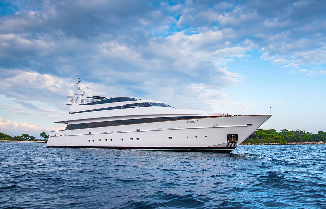 ELEMENT - ext stbd | Drivas Yachts