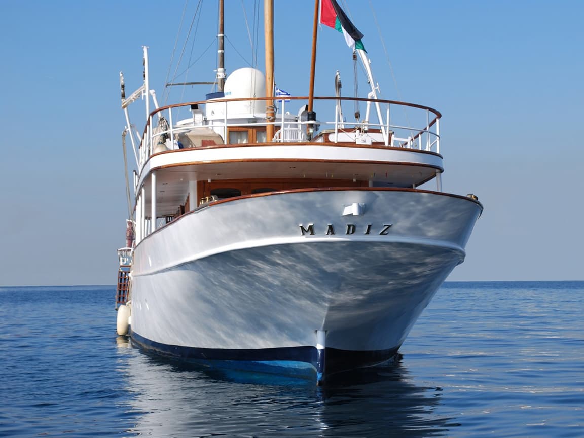 HERCULE POIROT - ext stern | Drivas Yachts