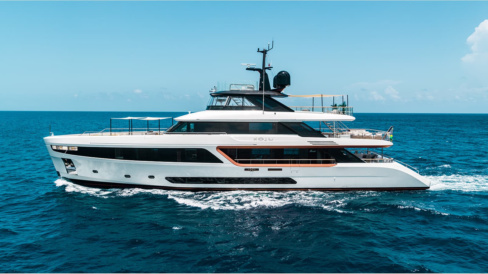 KOJU - ext running | Drivas Yachts