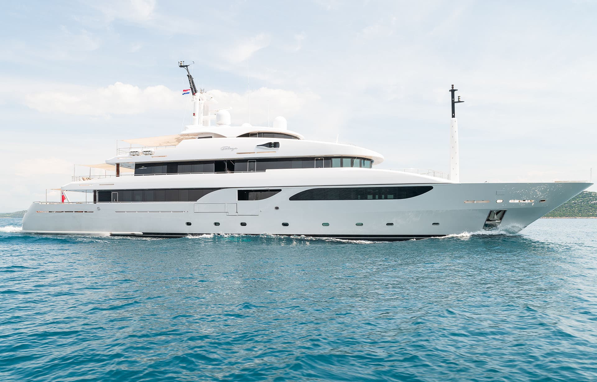 Taleya - ext stbd | Drivas Yachts