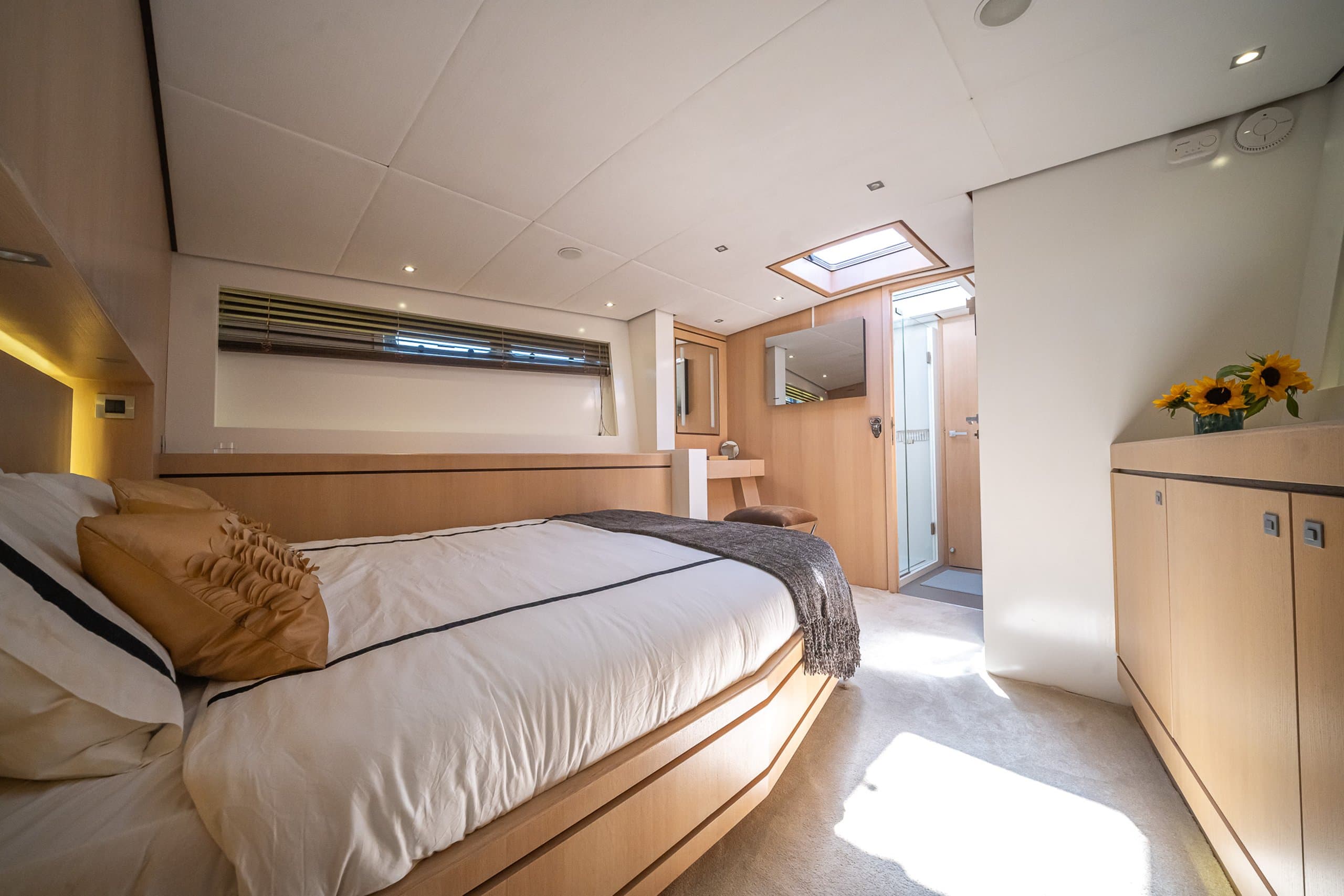 ZEE DRAAK | Drivas Yachts