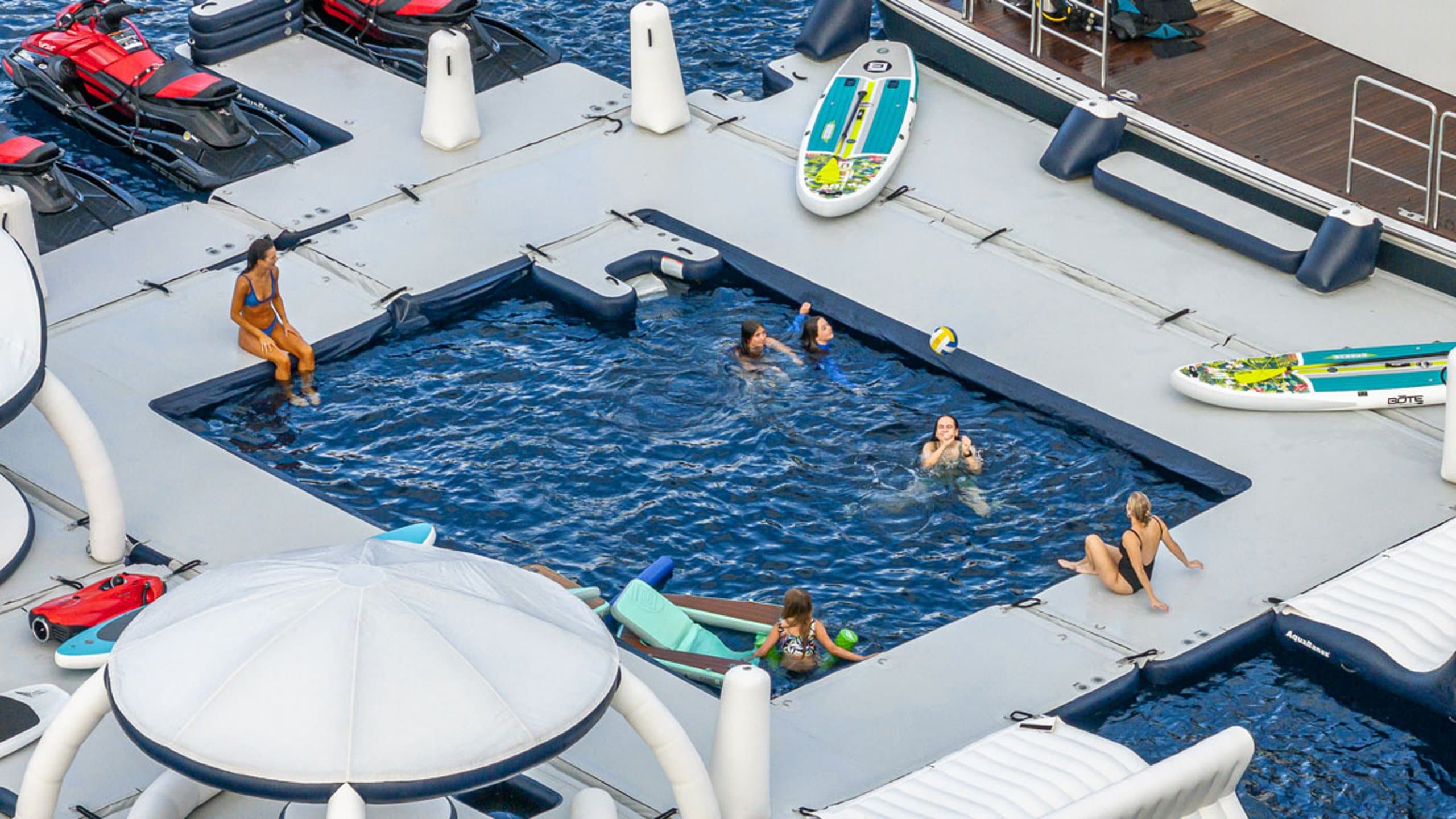 TOP FIVE II | Drivas Yachts