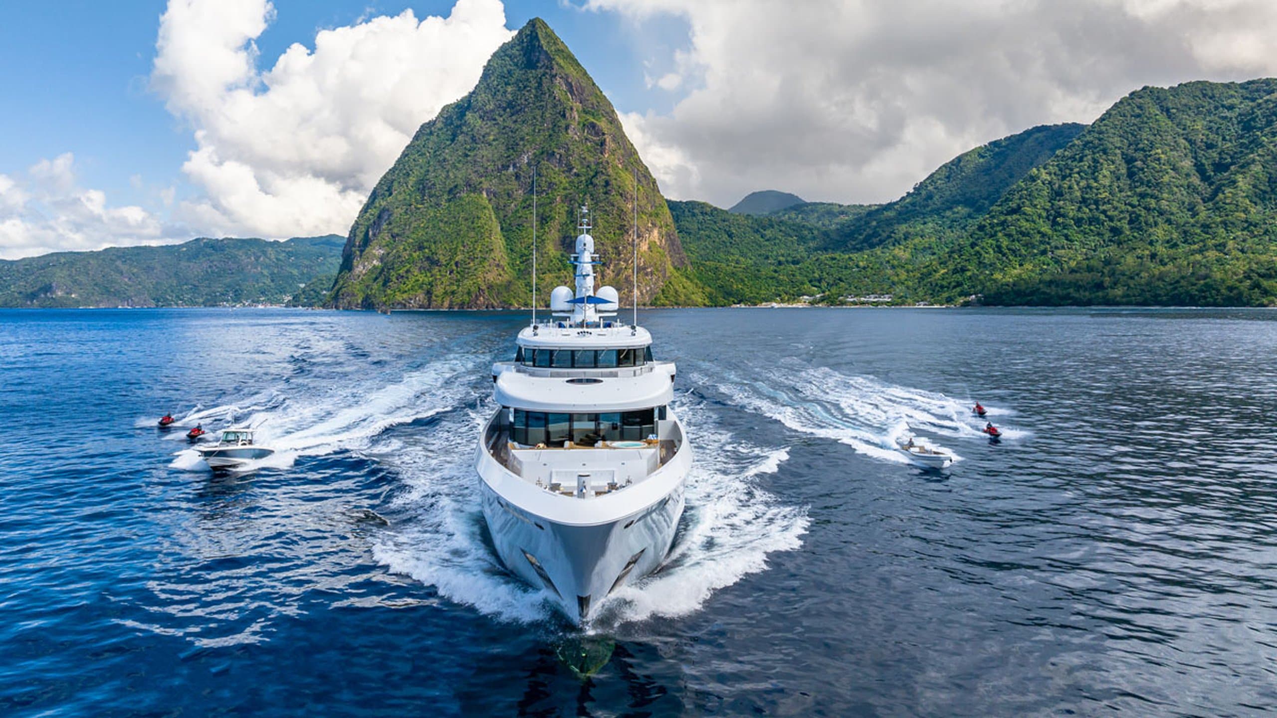 TOP FIVE II | Drivas Yachts