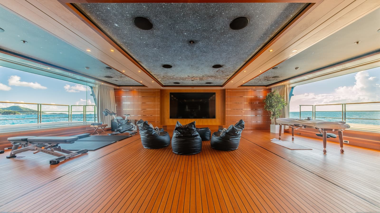 BLACK PEARL - deck fly | Drivas Yachts