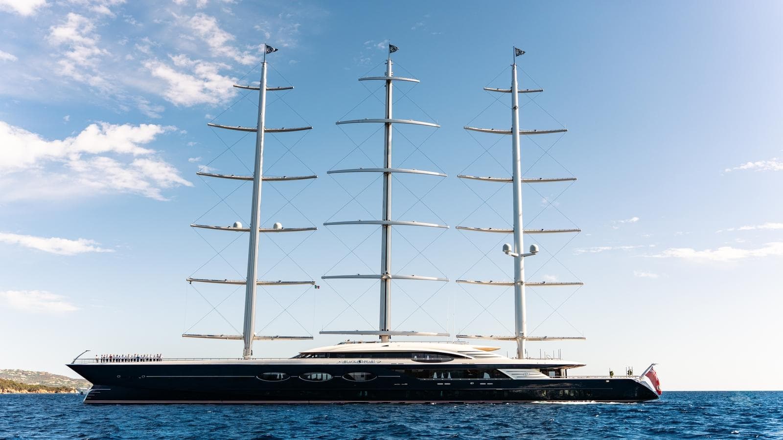 BLACK PEARL - ext | Drivas Yachts