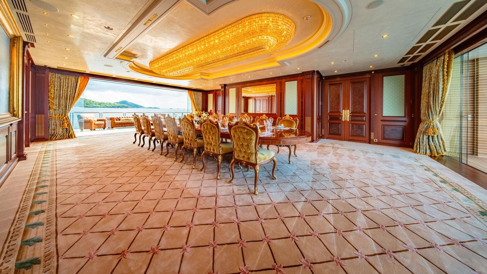 BLACK PEARL - saloon | Drivas Yachts