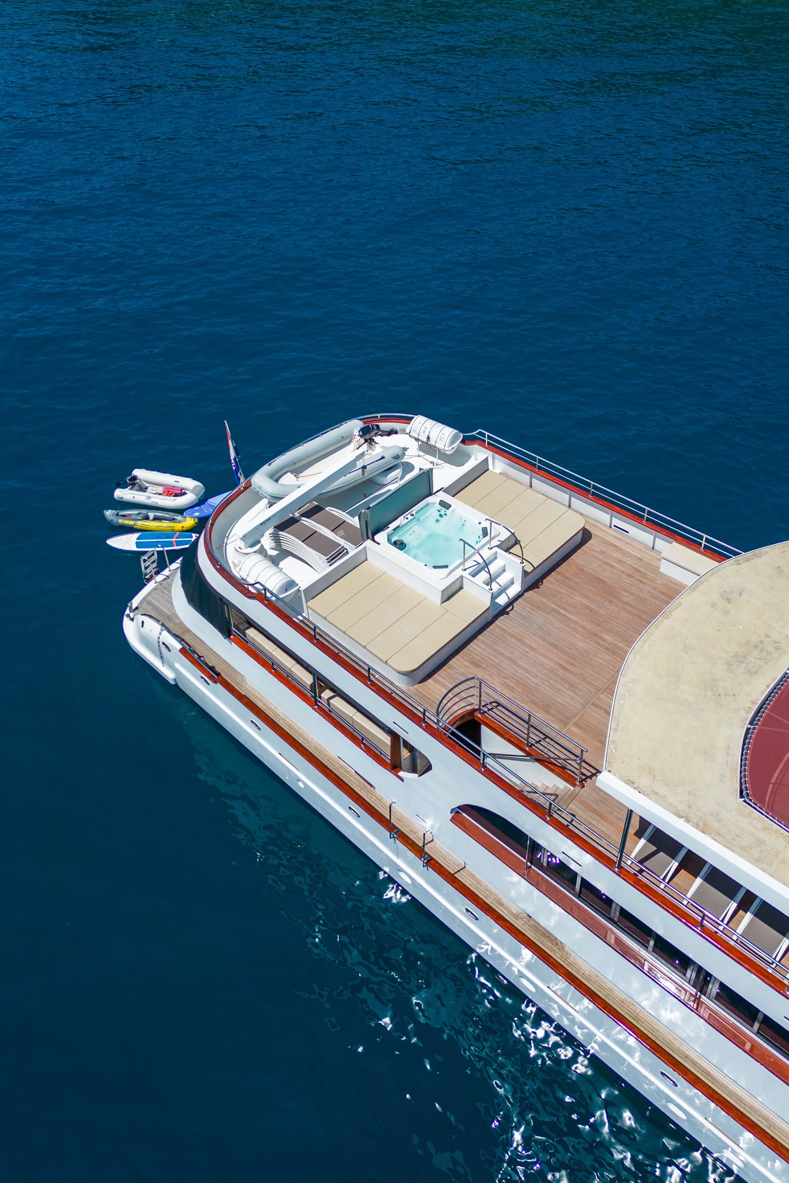 AVANTURA | Drivas Yachts