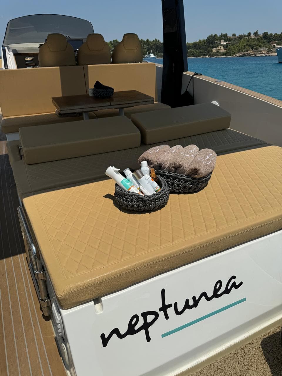 Motor yacht Neptunea 12.36m by Tesoro — photo 7