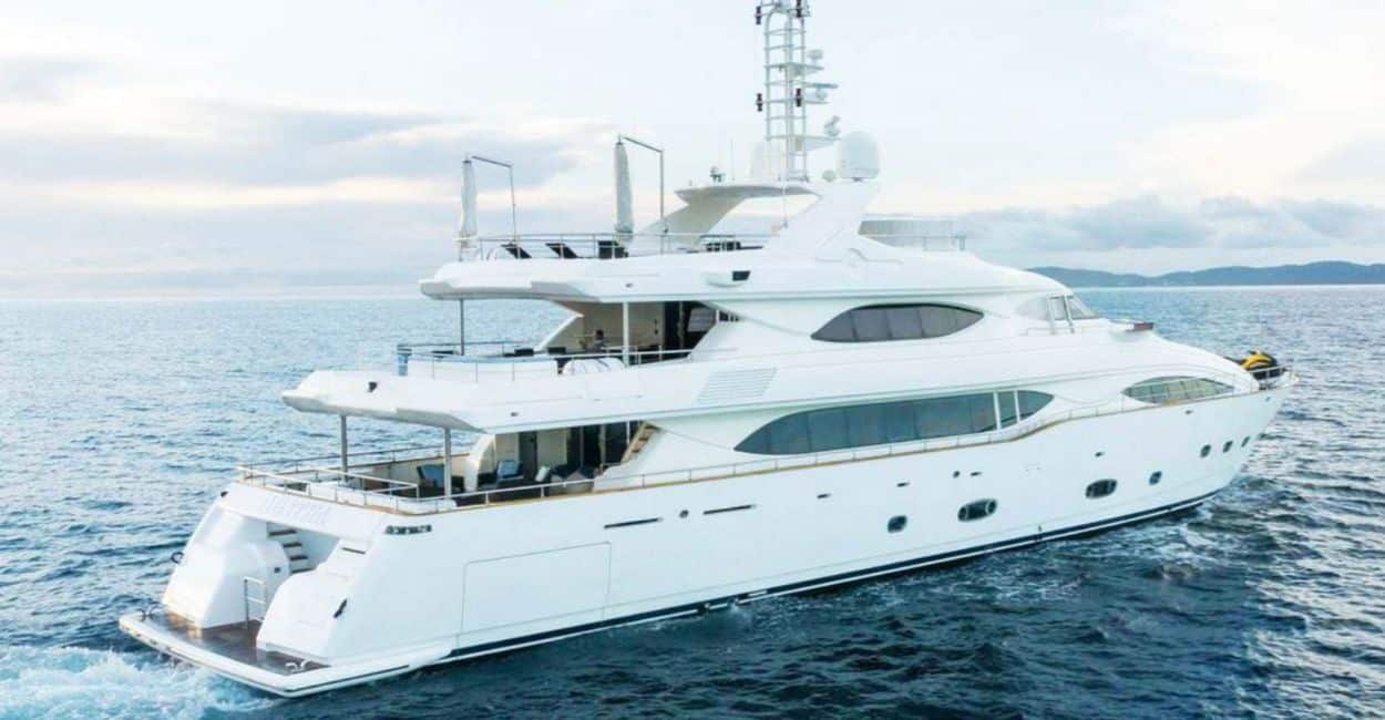 PARADISE - ext | Drivas Yachts