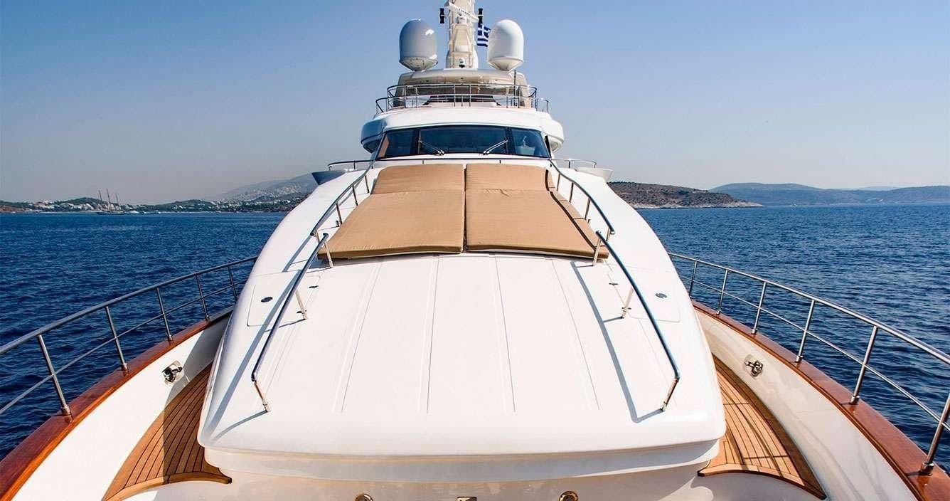 PARADISE - ext bow | Drivas Yachts
