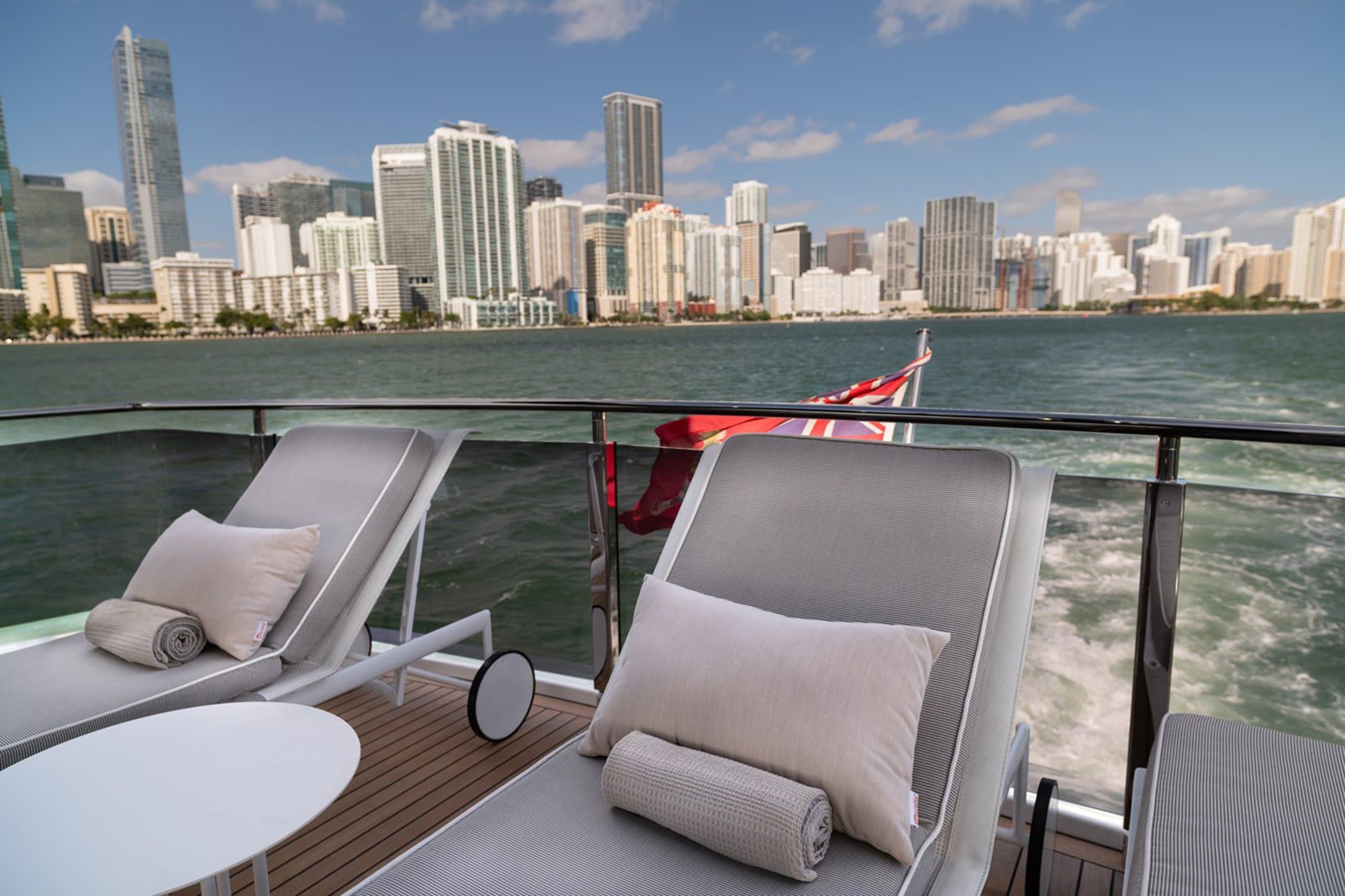 THE PEDDLER | Drivas Yachts