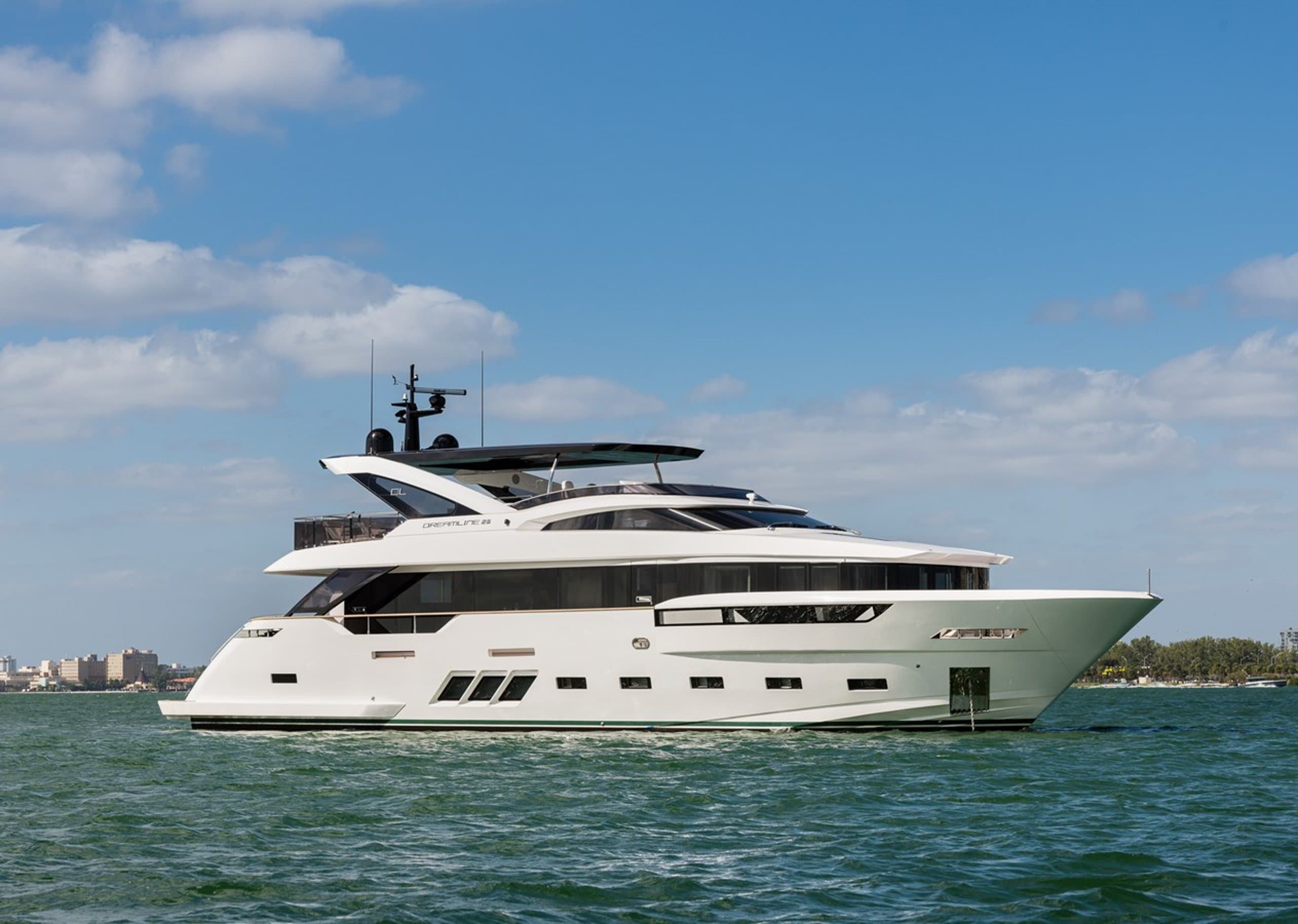 THE PEDDLER | Drivas Yachts