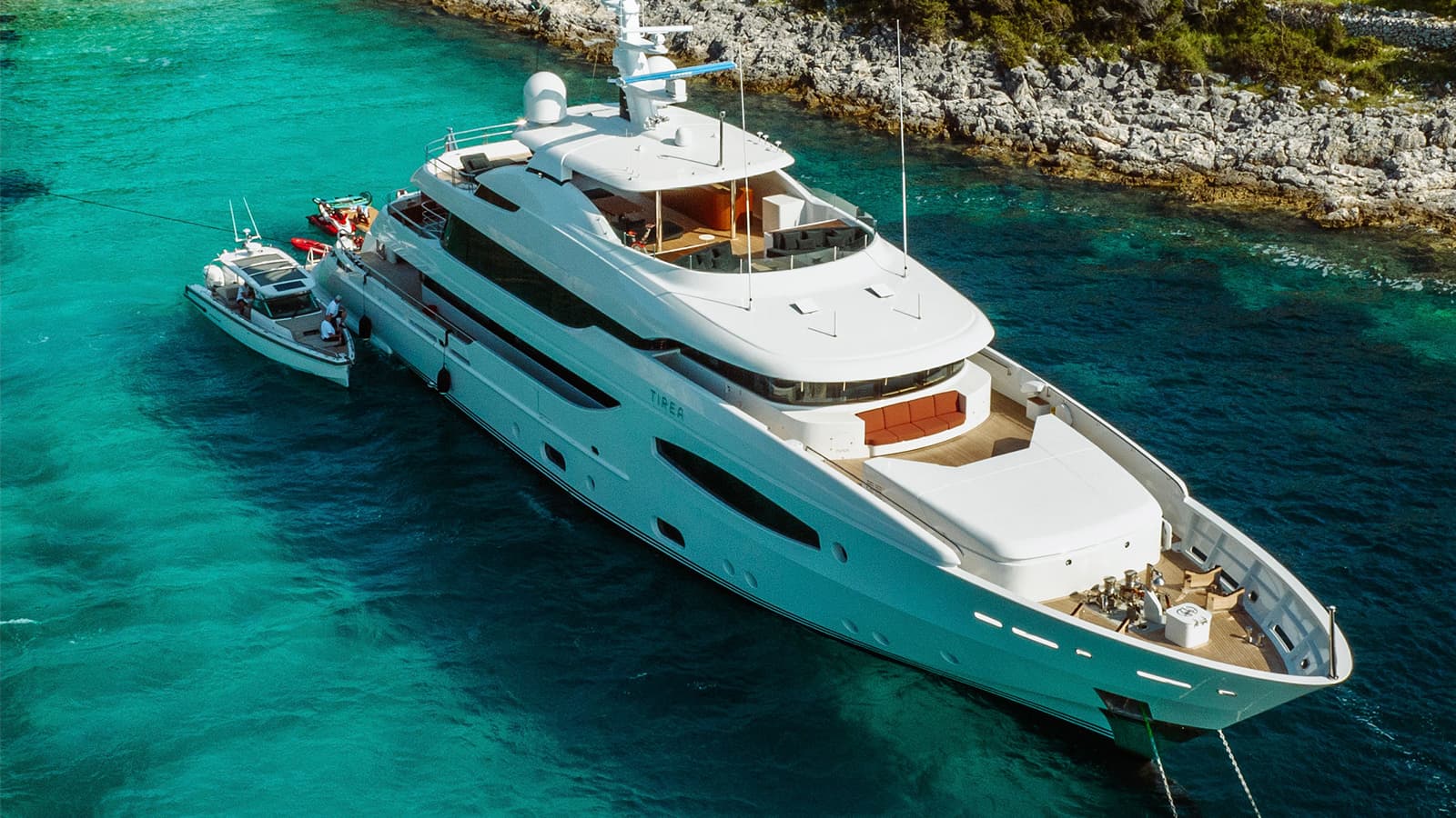 TIREA - aerial | Drivas Yachts