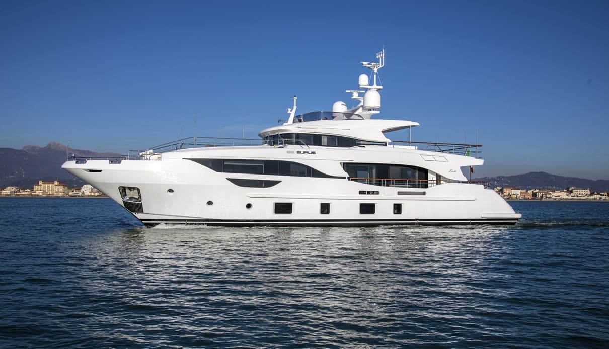 LEGEND - ext stbd | Drivas Yachts