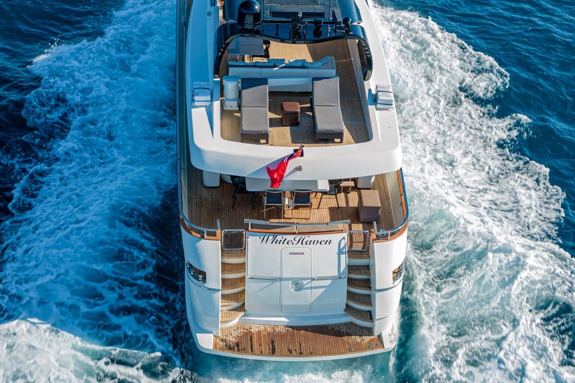 WHITEHAVEN - ext running | Drivas Yachts