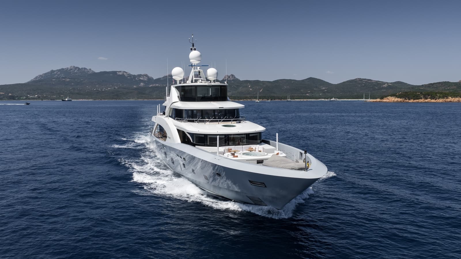 REBELS - ext running | Drivas Yachts
