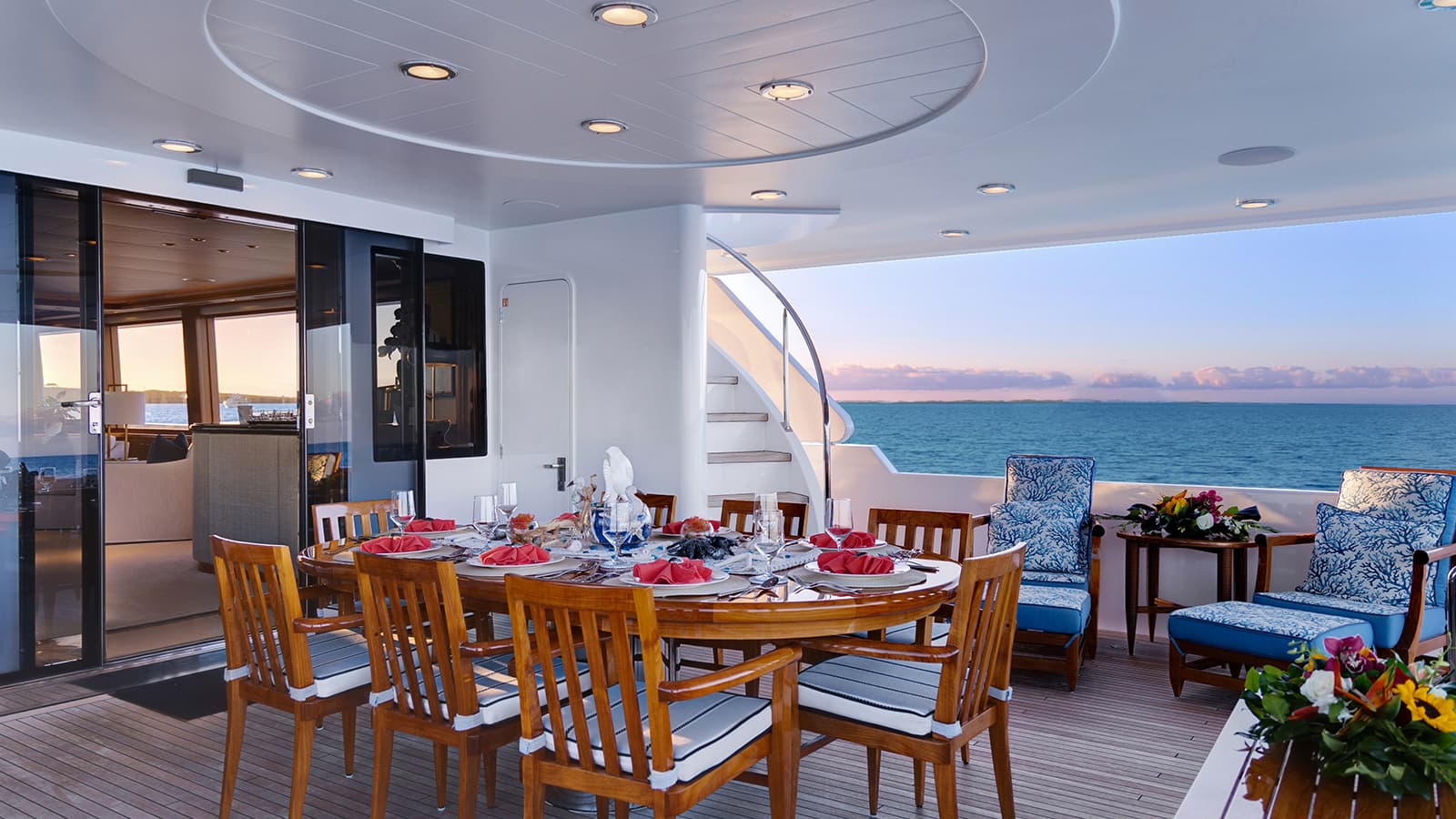 YOLO - deck aft | Drivas Yachts