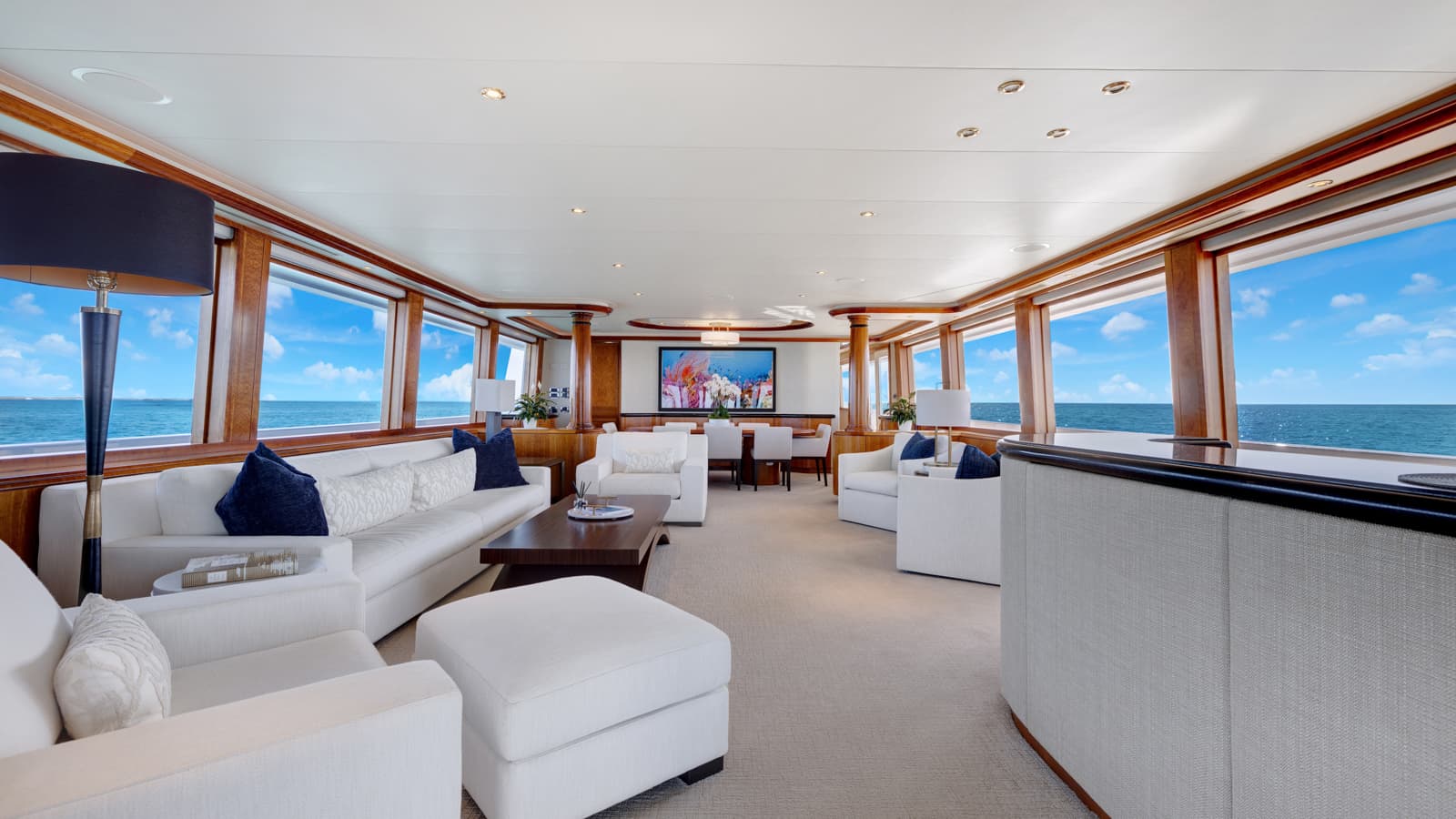 YOLO - saloon | Drivas Yachts
