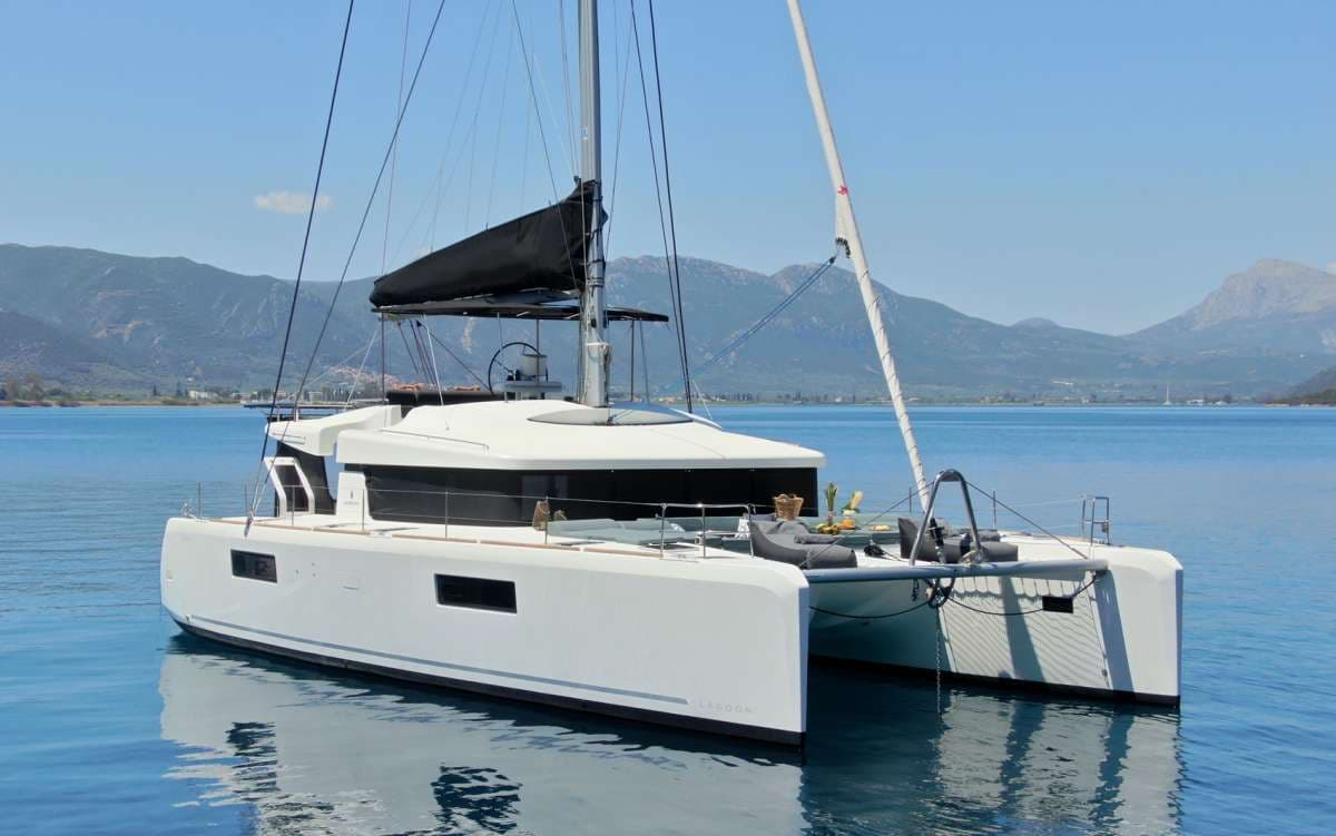 ROYAL FLUSH - ext stbd | Drivas Yachts