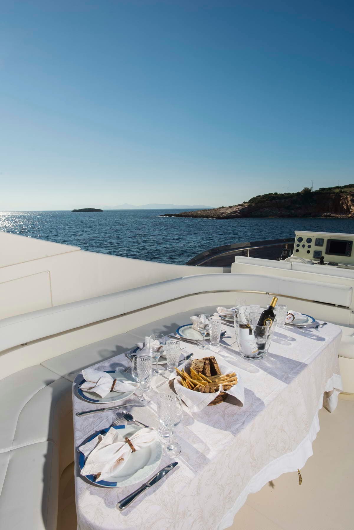 DAY OFF - deck aft | Drivas Yachts