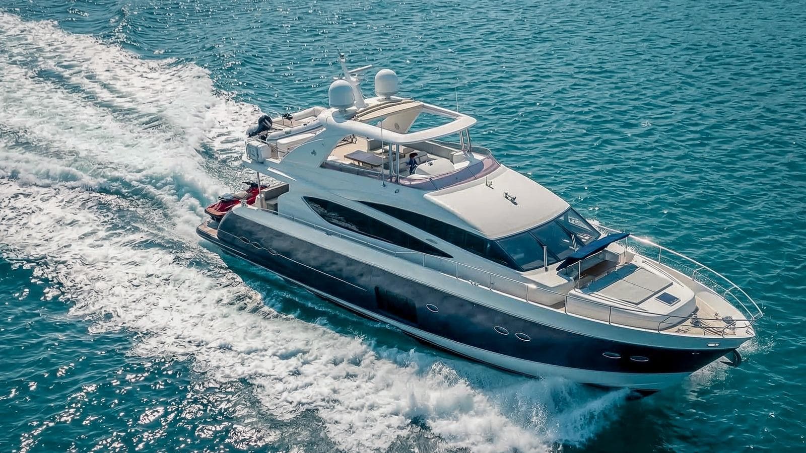 4LIFE - aerial | Drivas Yachts