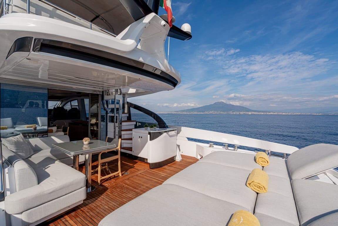 ALE II - deck aft | Drivas Yachts