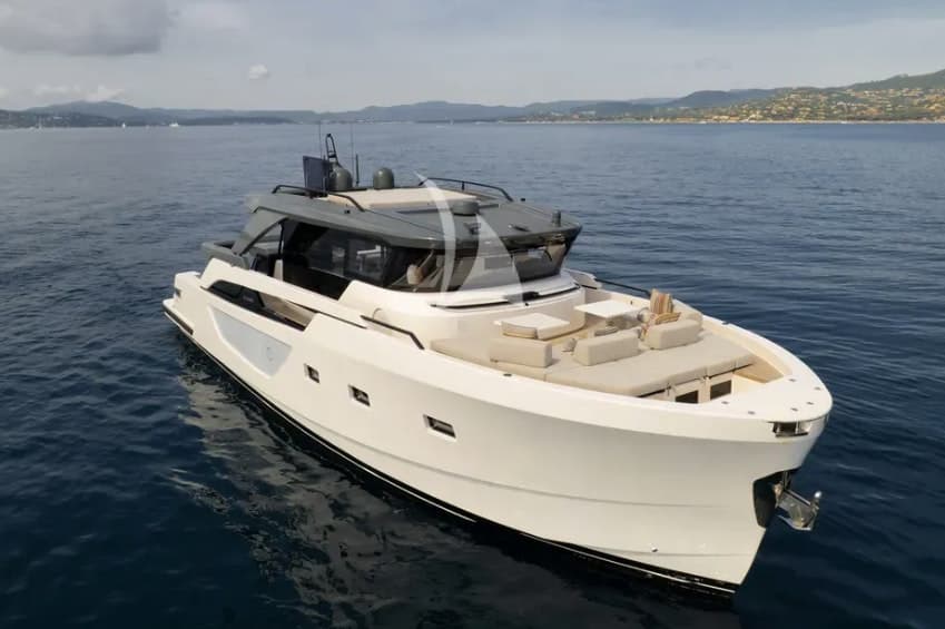 Yacht Finezza 22.98m by Sunseeker — photo 8