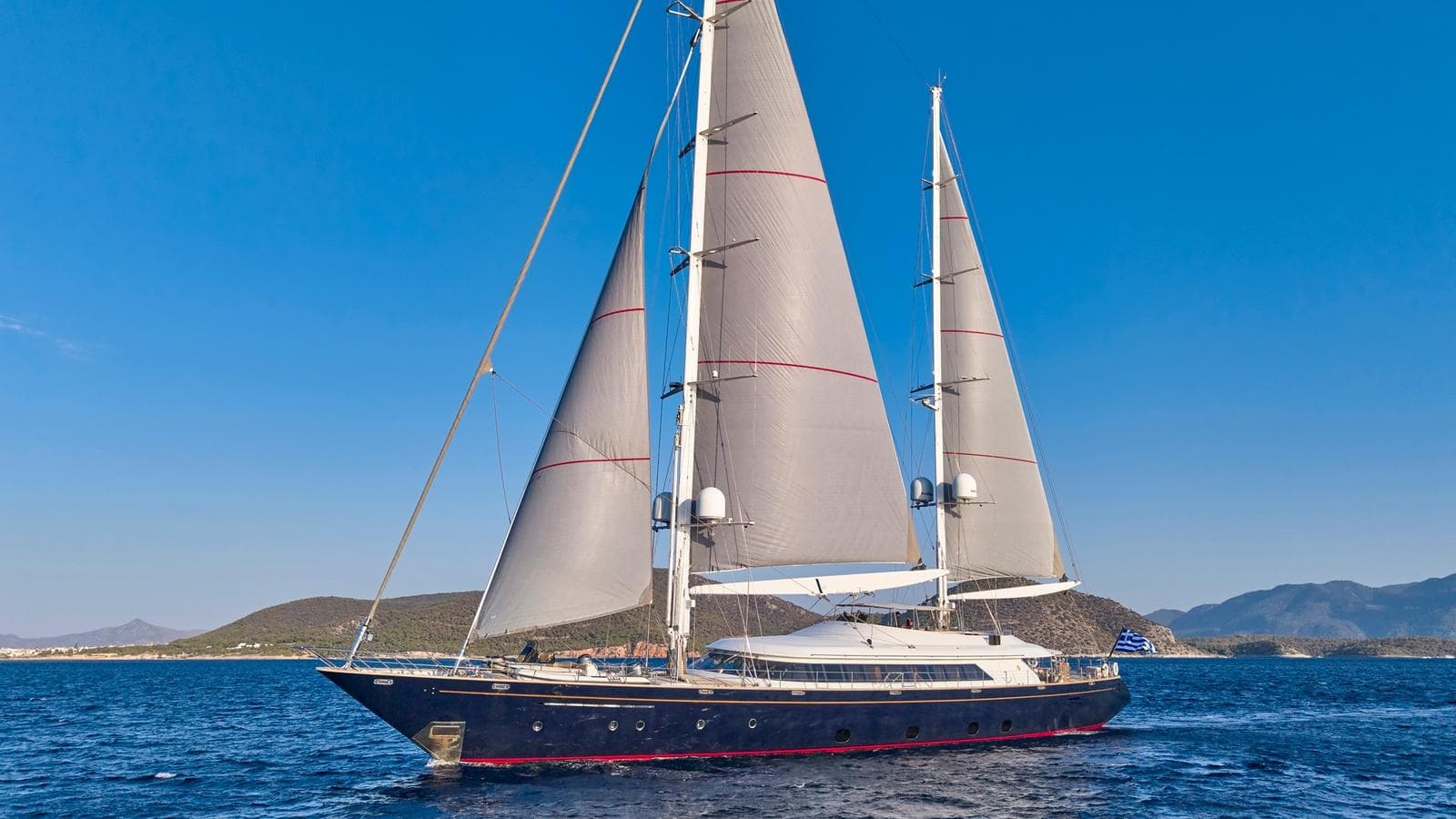 ALMYRA II - ext running | Drivas Yachts