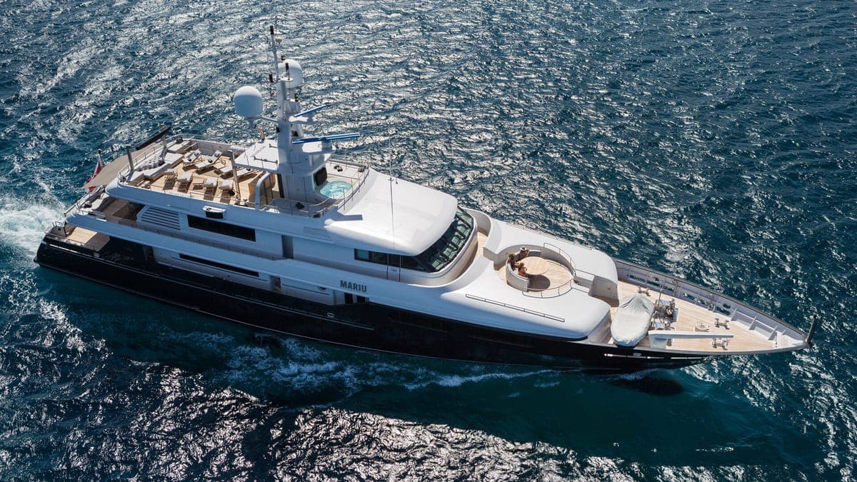 MARIU - aerial | Drivas Yachts
