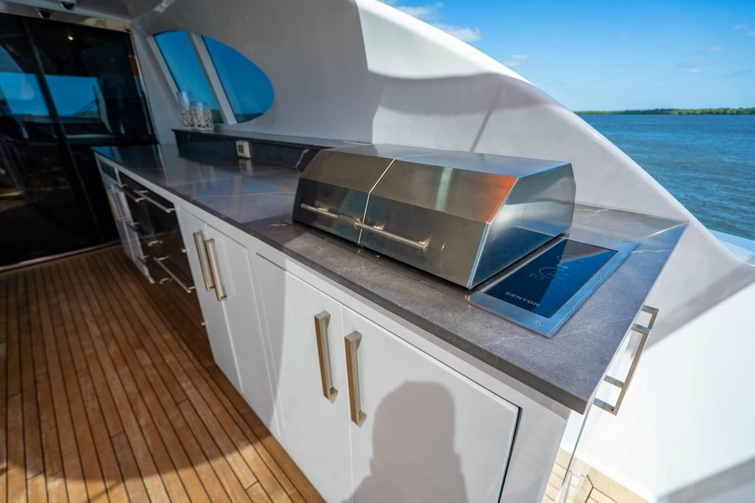 VOYAGER | Drivas Yachts