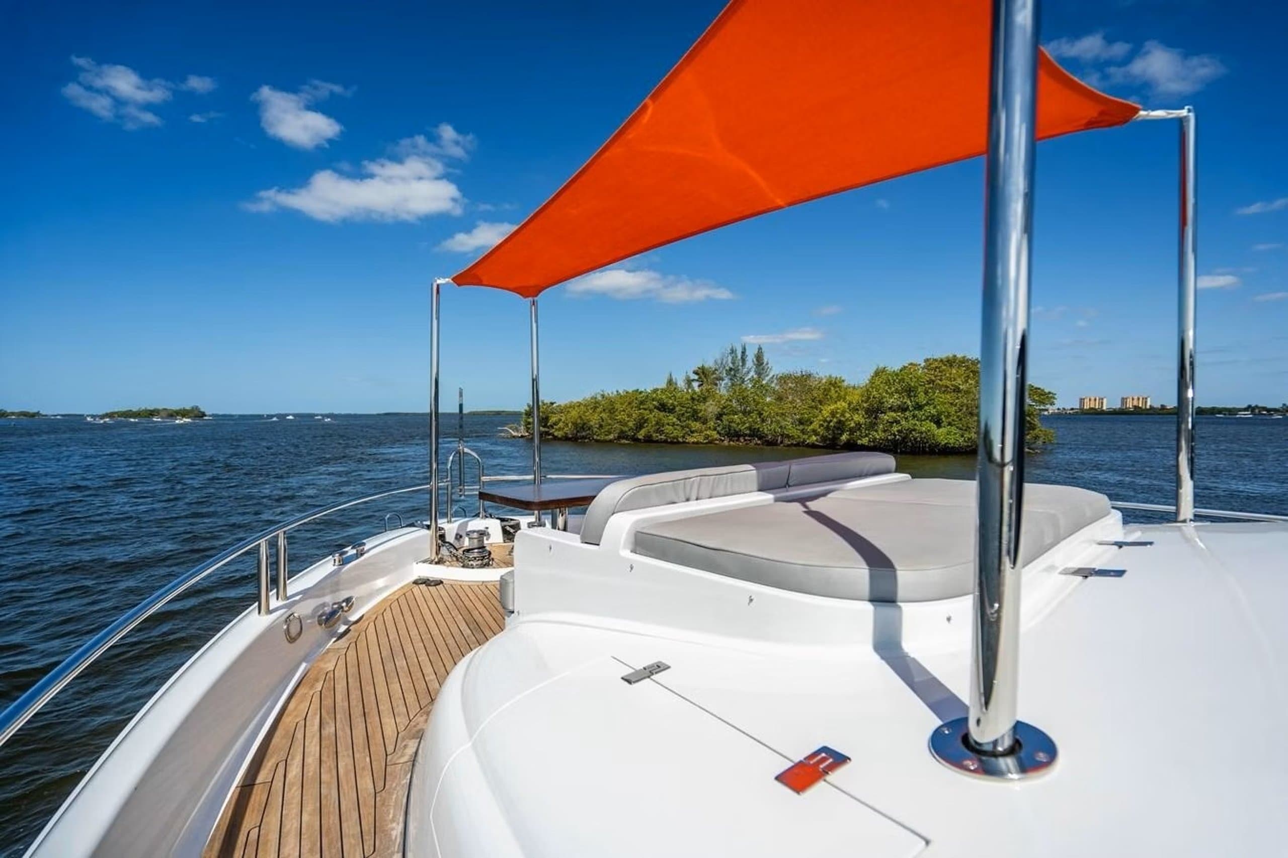 VOYAGER | Drivas Yachts