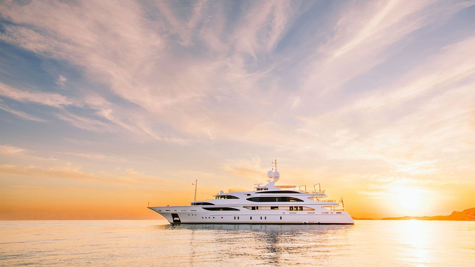 IDYLLIC - ext stbd | Drivas Yachts