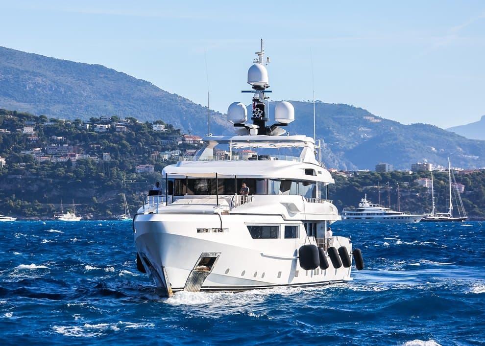AXIOS - ext stbd | Drivas Yachts