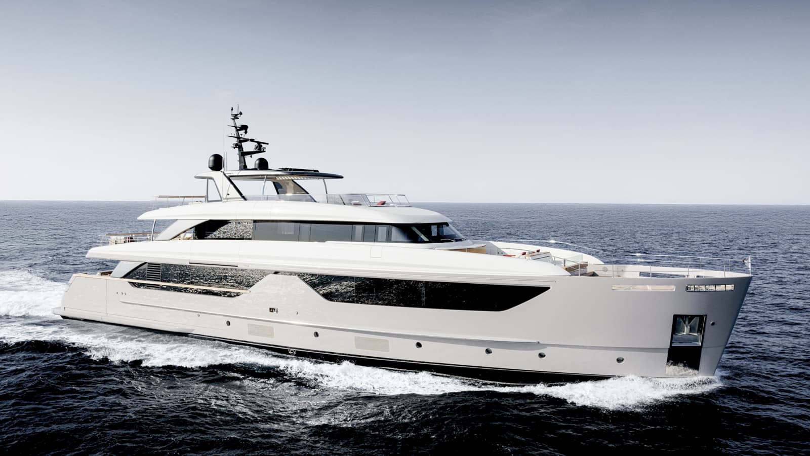 ANDIAMO - ext running | Drivas Yachts