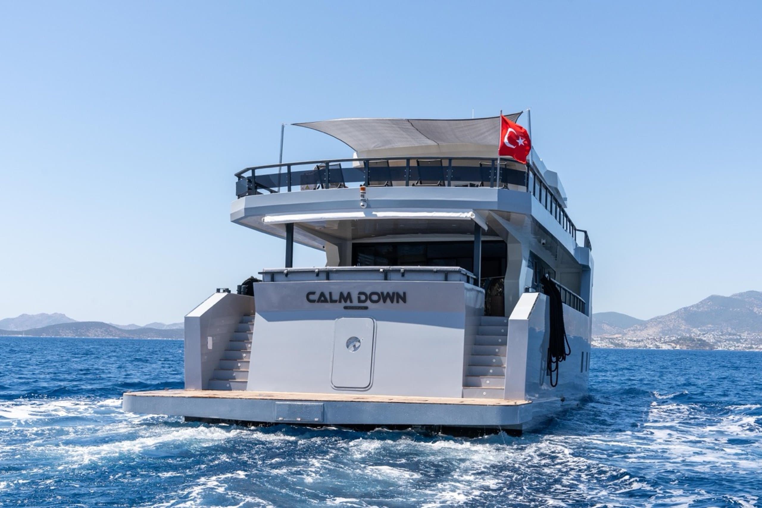 CALM DOWN | Drivas Yachts