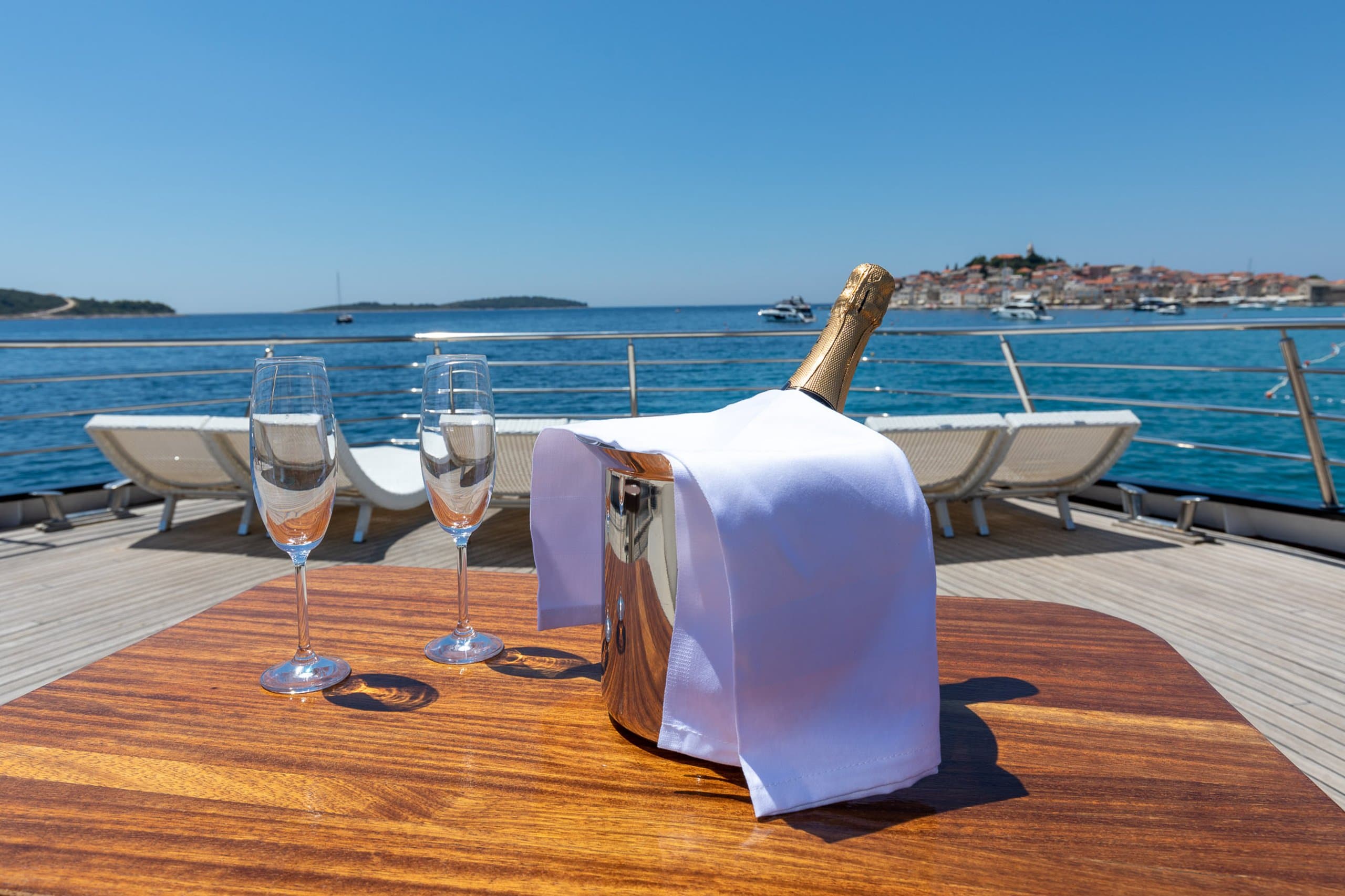 ADRIATIC QUEEN | Drivas Yachts