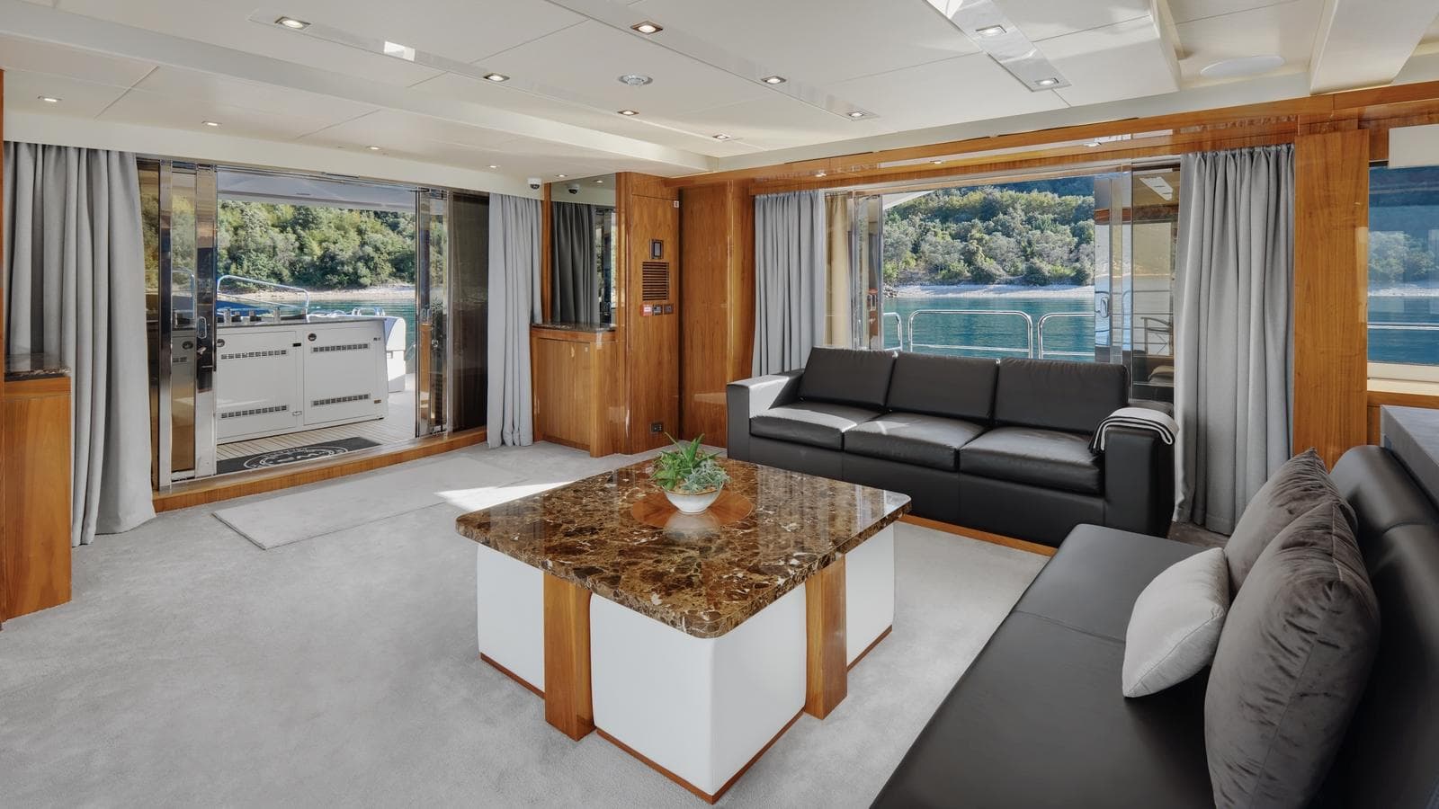 WICKED PLAY - saloon | Drivas Yachts