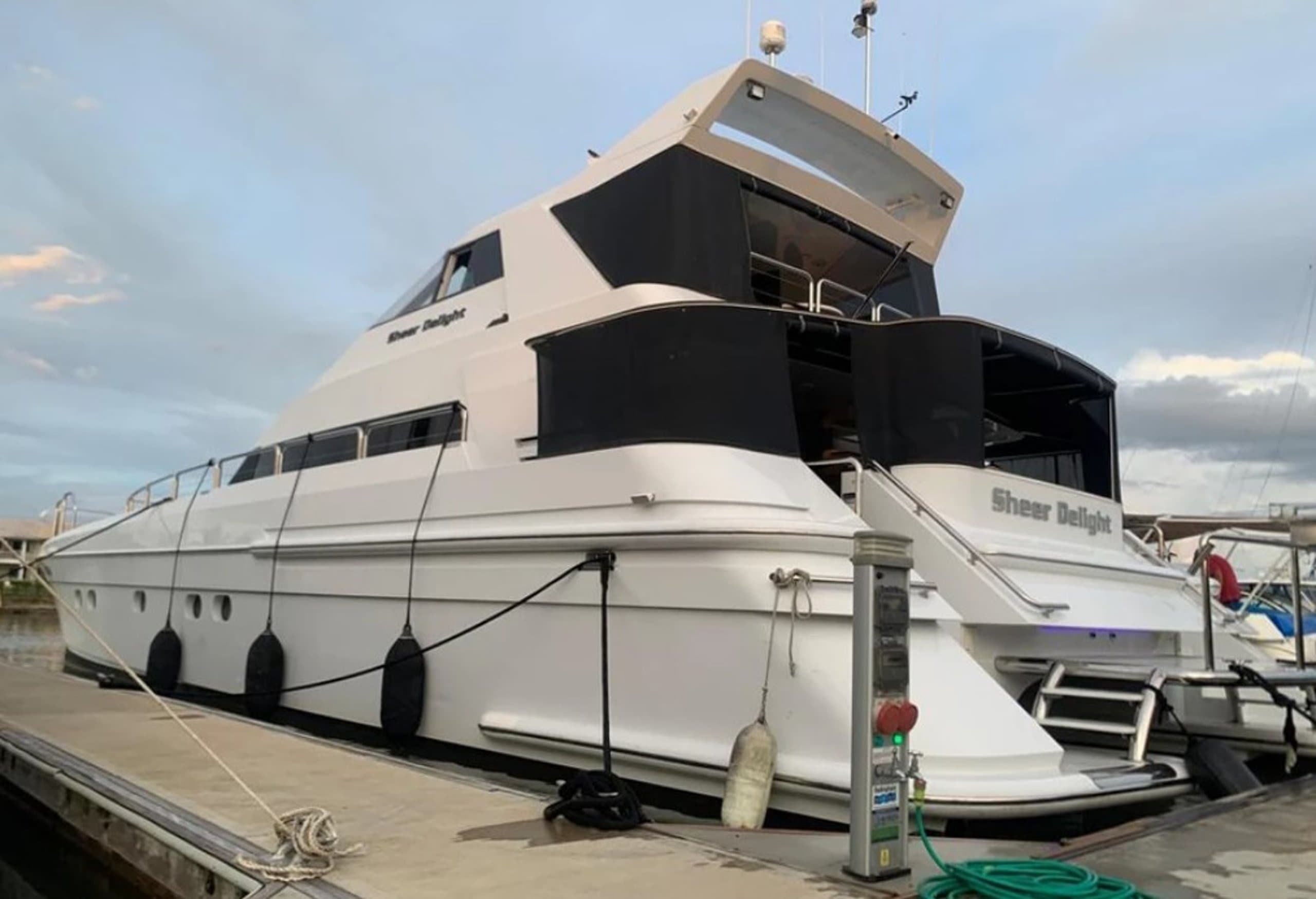 SHEER DELIGHT | Drivas Yachts