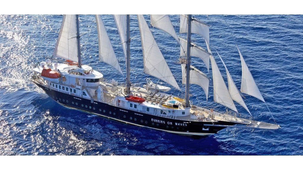 RUNNING ON WAVES - aerial | Drivas Yachts