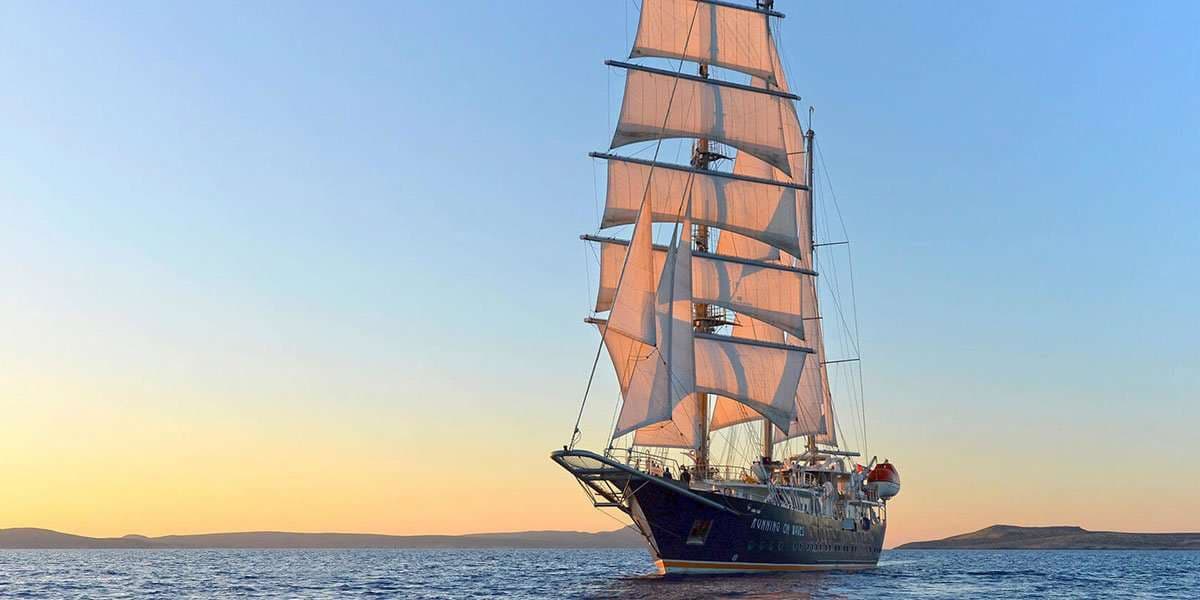 RUNNING ON WAVES - ext | Drivas Yachts