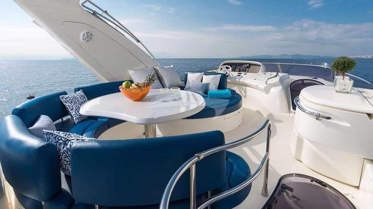 Motor yacht ALMAZ 21m by Azimut — photo 2
