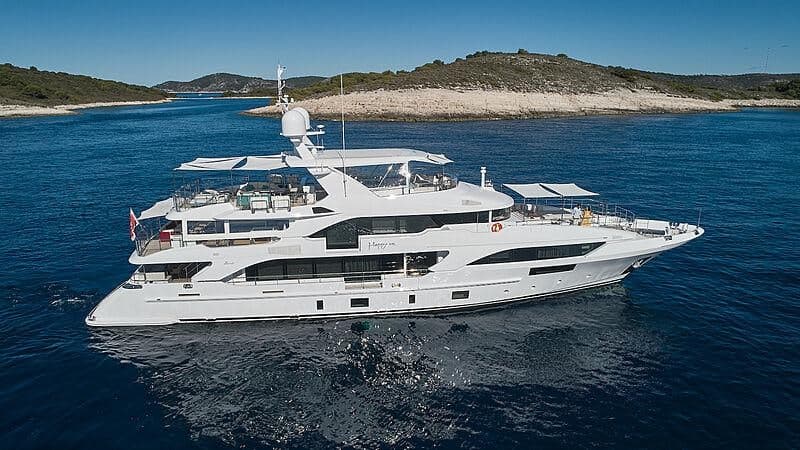 HAPPY ME - aerial | Drivas Yachts