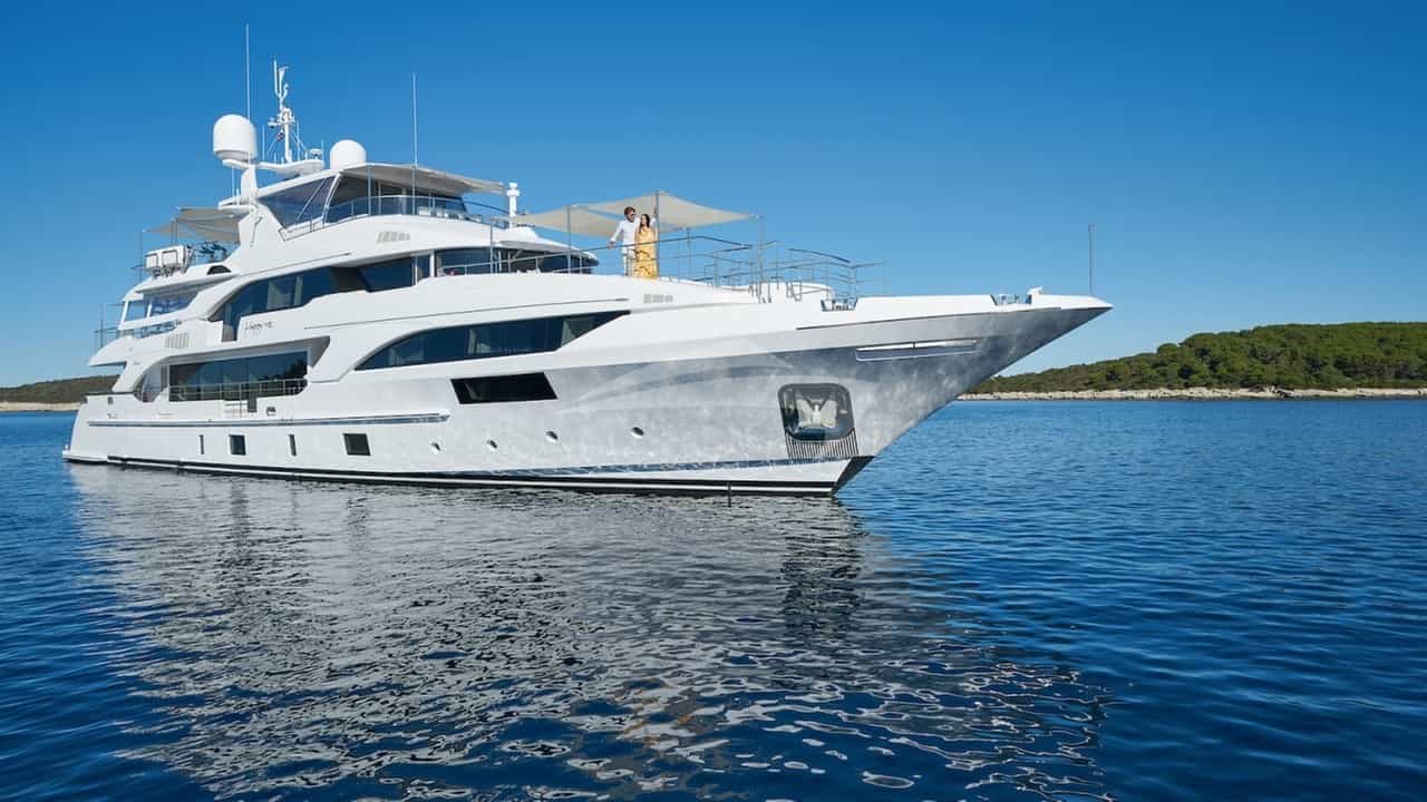 HAPPY ME - ext | Drivas Yachts