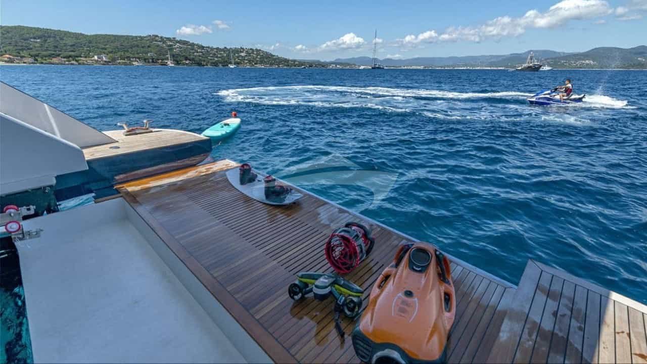 Motor yacht ARSANA 35.5m by Amer — photo 7
