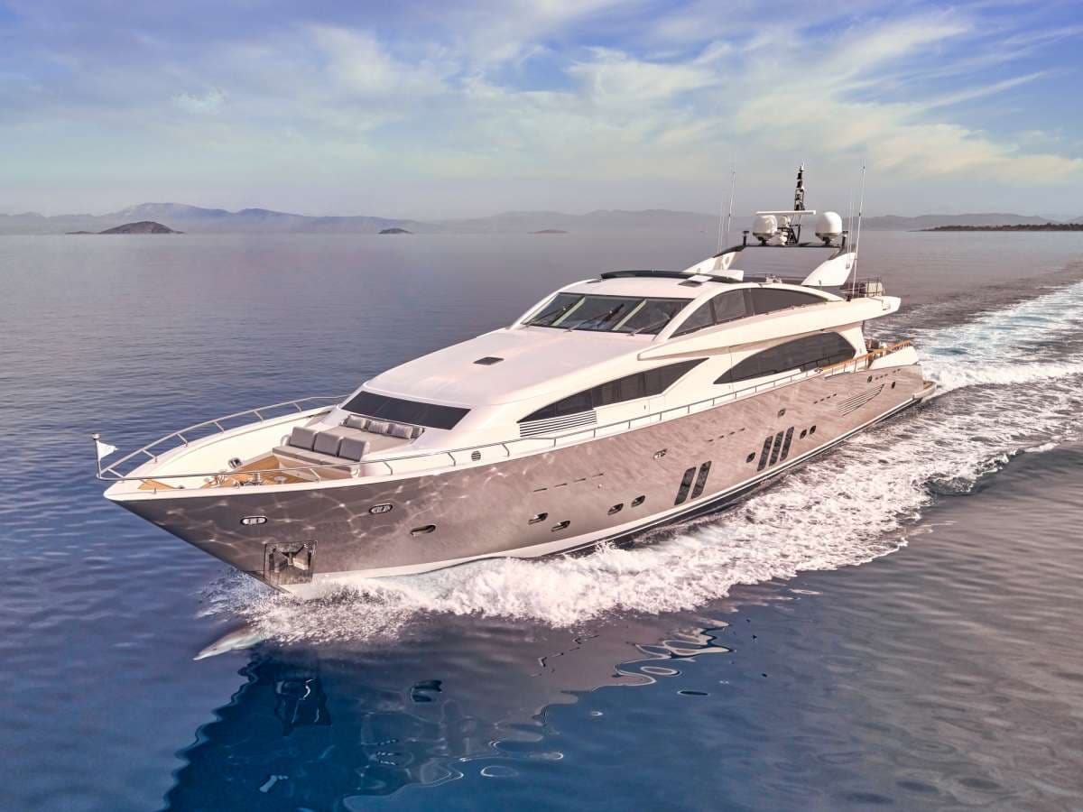 RINI V - ext running | Drivas Yachts