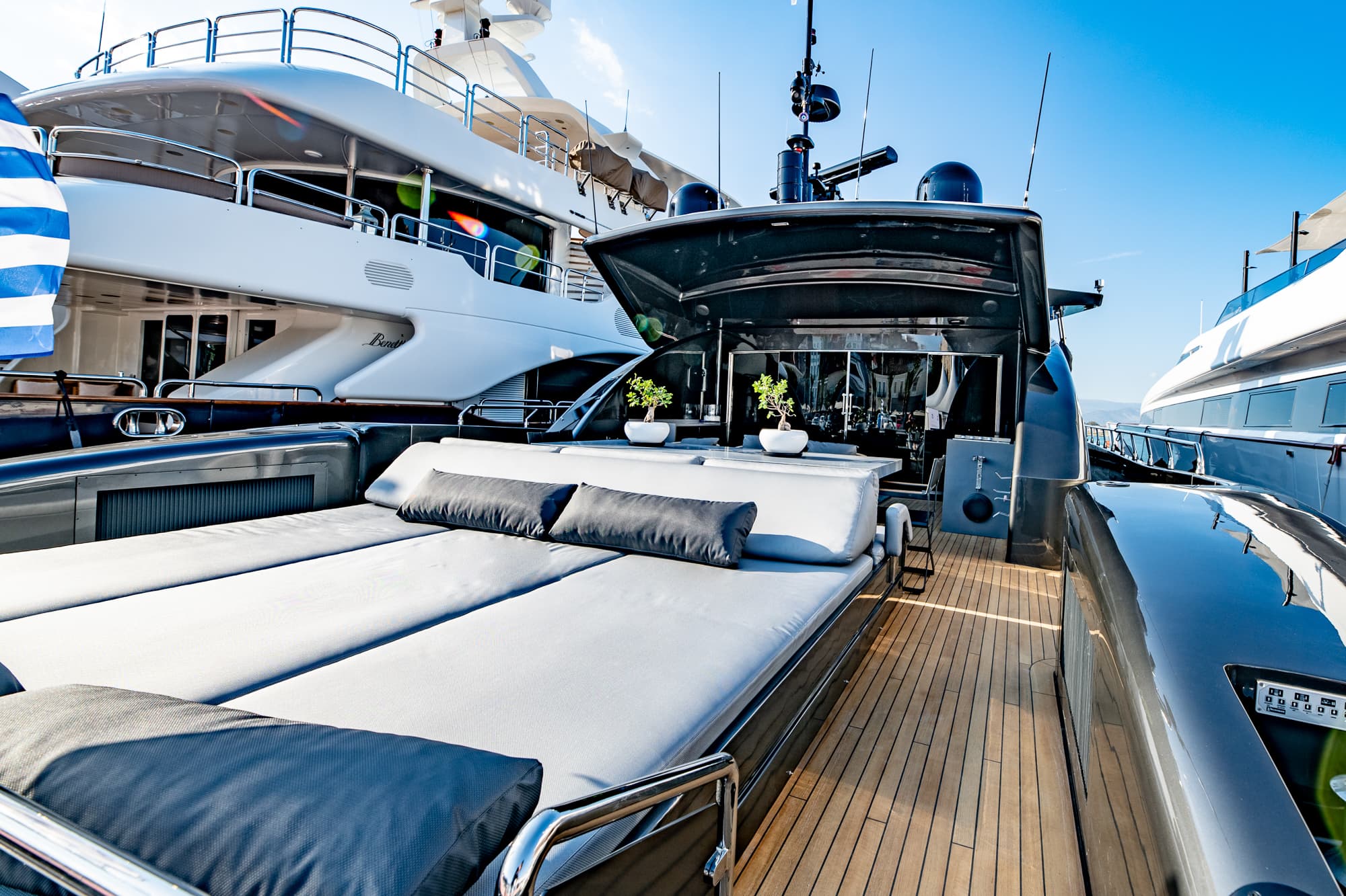 Motor yacht EVA 36.5m by Tecnomar — aft deck