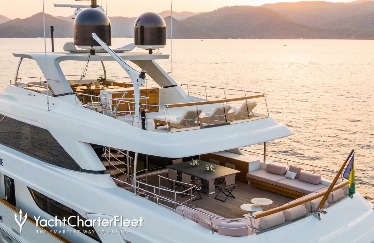 Motor yacht TAKARA ONE 37.9m by Sanlorenzo — photo 6