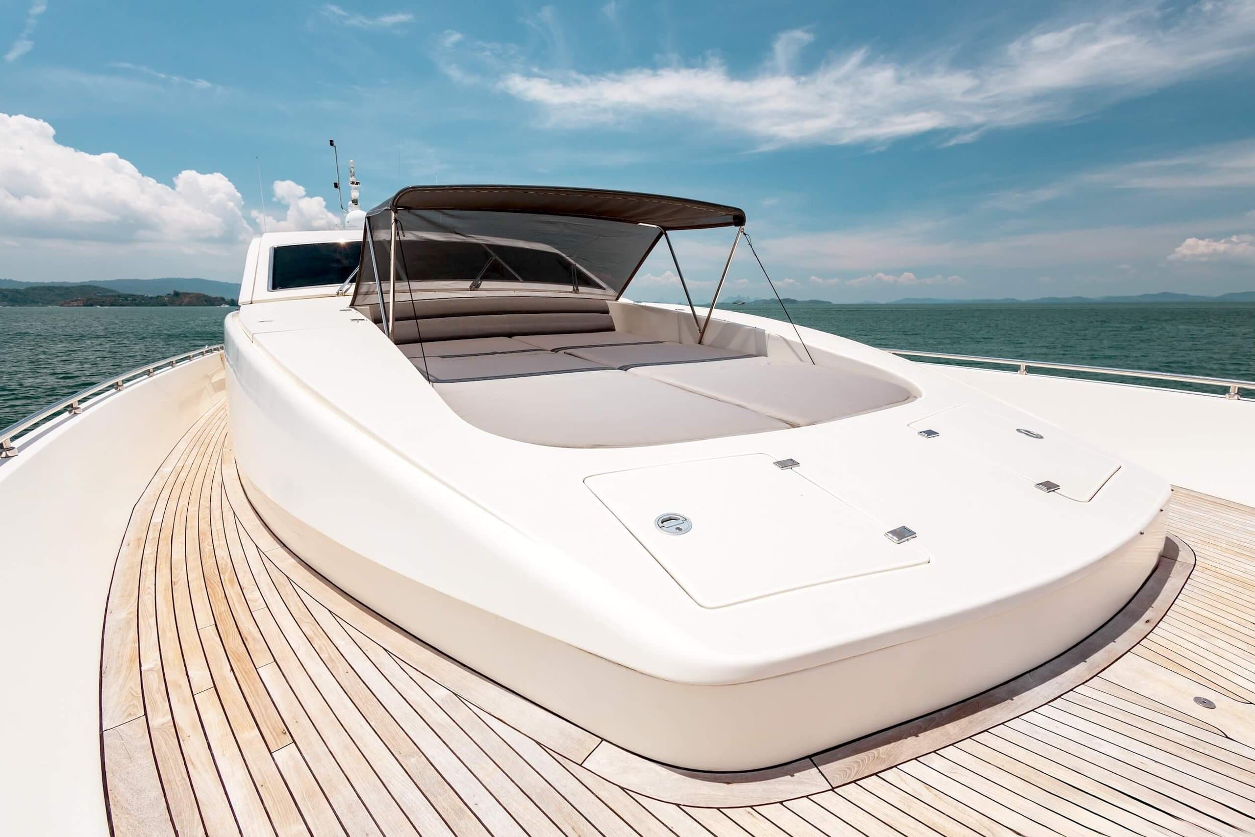 MOONGLIDER | Drivas Yachts