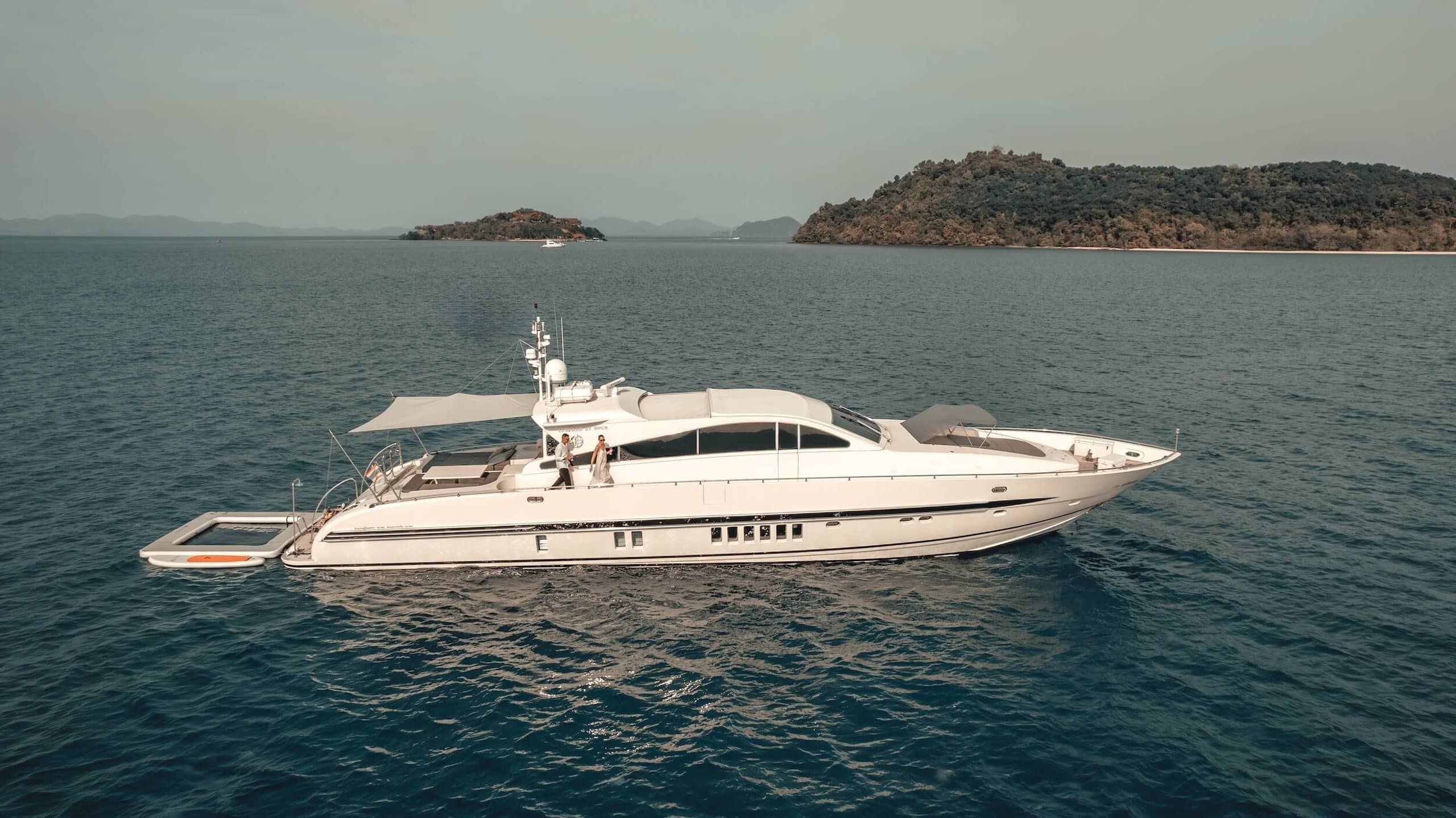 MOONGLIDER | Drivas Yachts
