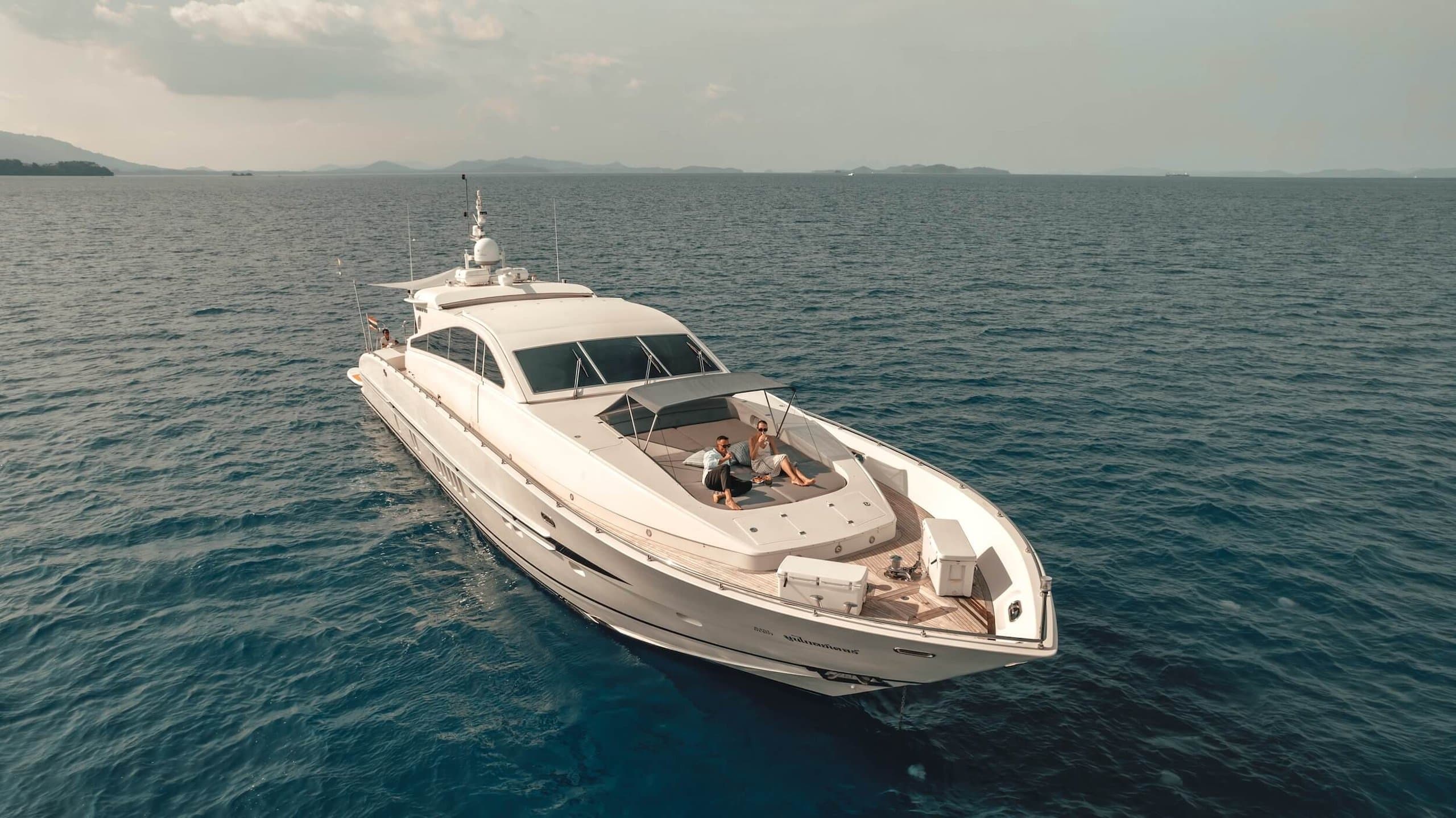 MOONGLIDER | Drivas Yachts